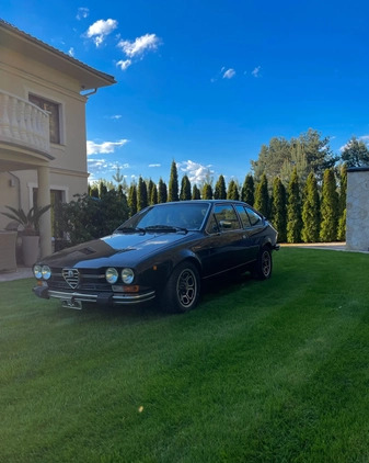 Alfa Romeo GTV cena 43900 przebieg: 70700, rok produkcji 1977 z Góra małe 137